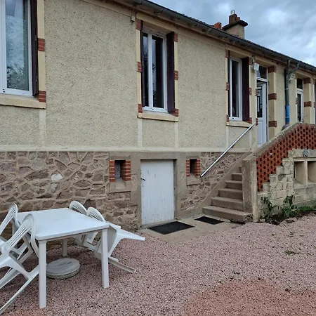 Les Bleuets Apartment Lapalisse